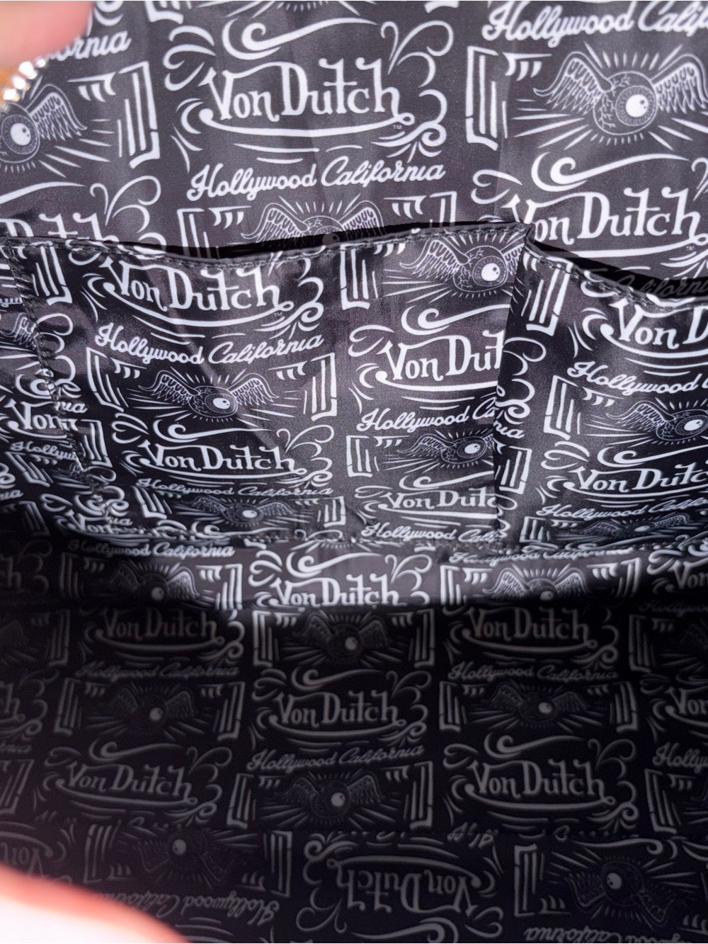 New Von Dutch Denim Duffle Bag with Tan Accents. NWOT - Picture 4 of 5